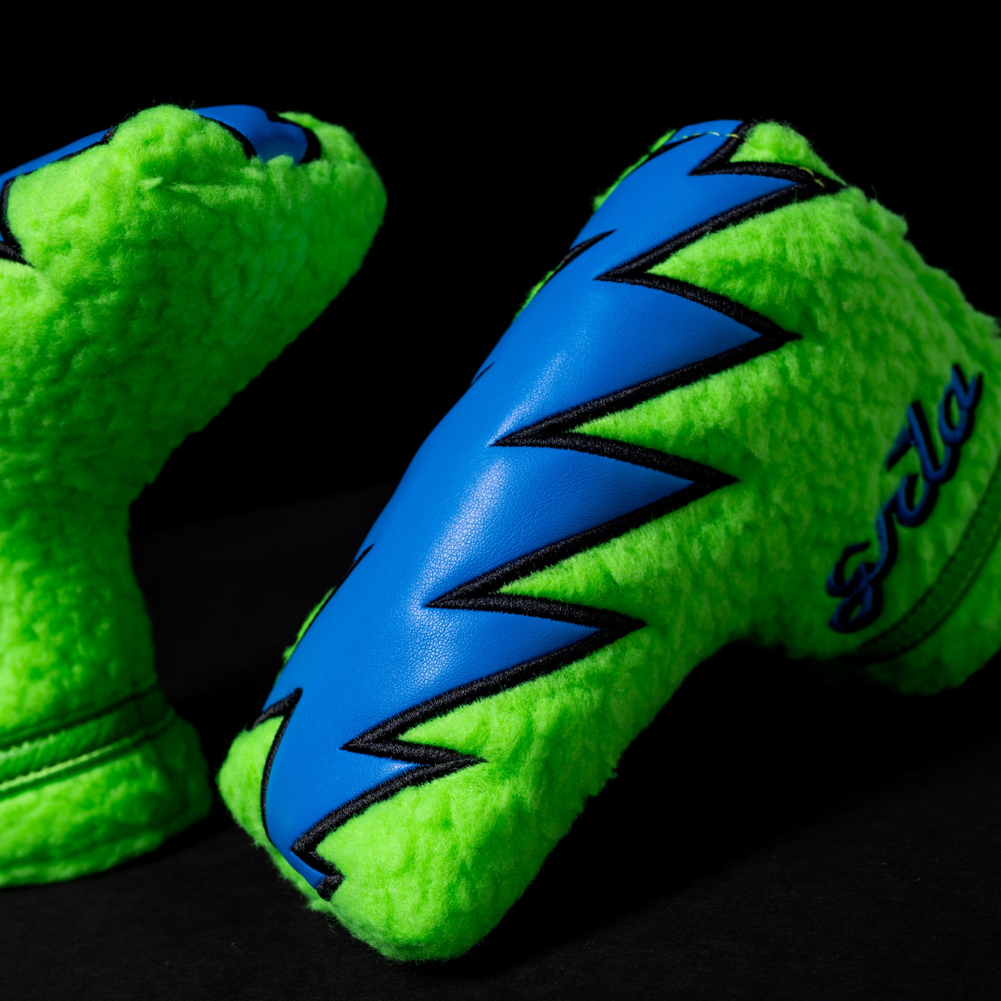 Green Fuzz Blade Putter Cover